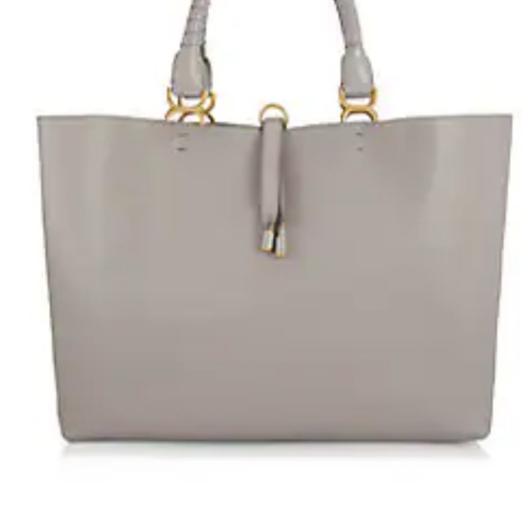 CHLOÉ
Marcie Cashmere Gray Leather Large Tote Bag Retail
$2,190 - Picture 9 of 14